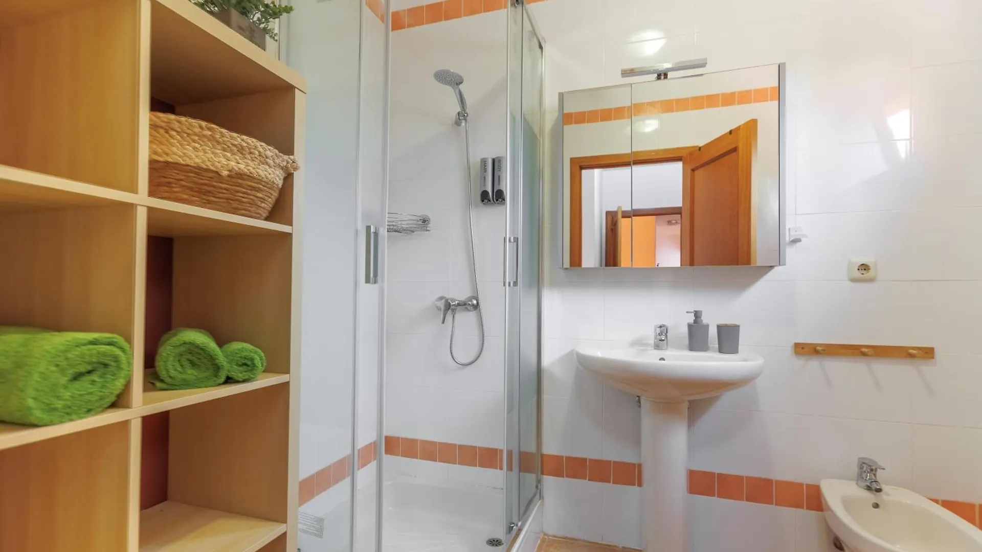 Villa Jacuzzi & Barbecue La Oliva 0*,  Ισπανία
